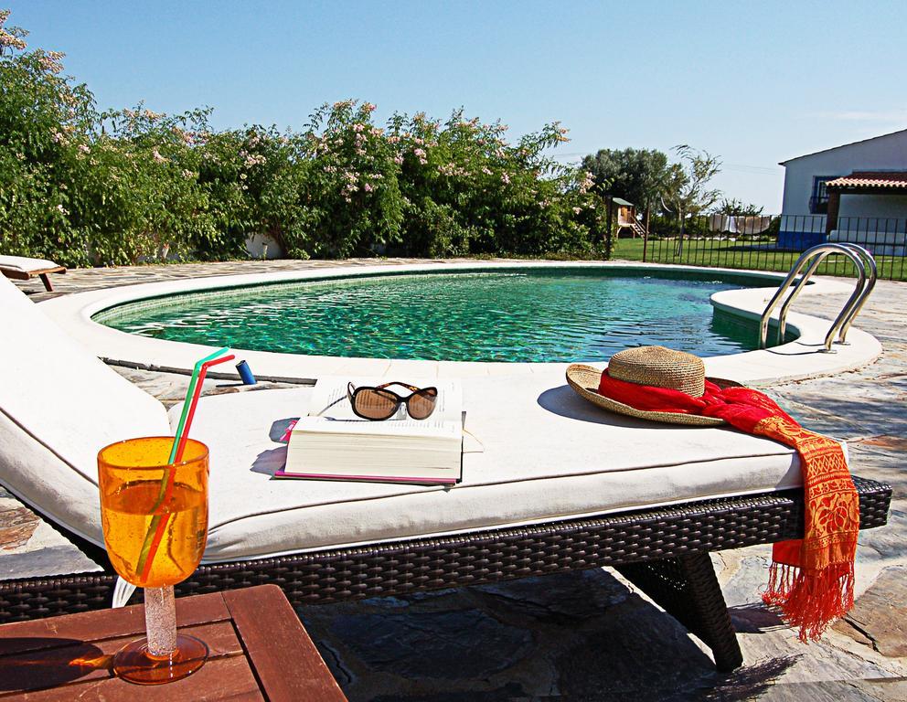 Monte Do Laranjal Hotel Монсарас Екстериор снимка